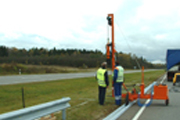 ROAD SAFETY BARRIERS TAKEDOWN/ MOUNTING
